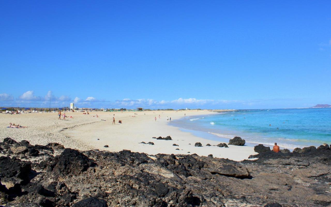 Claro Hostel Corralejo Luaran gambar
